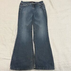 Mudd Y2K Low Rise Bootcut Jeans Medium Wash Distressed Hem Size 9